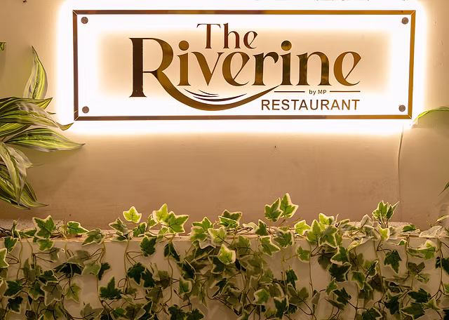 Riverine Hotel & Restaurant logo