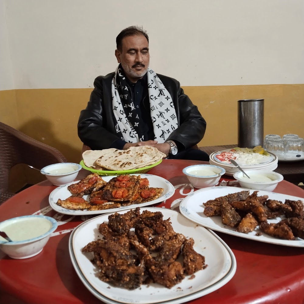 Shaukat Fish & Chicken Point logo